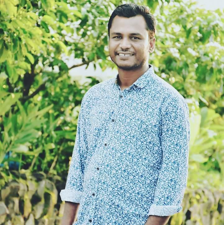 বাচ্চাদের যন্ত্রমানব নয়, মানুষ হিসেবে গড়ে তুলুন!