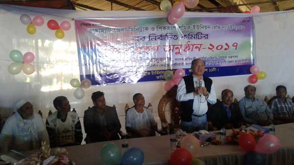 সরকার মানুষের অধিকার সুরক্ষায় কাজ করে যাচ্ছে