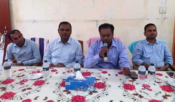 বান্দরবান কালেক্টরেট স্কুলে নতুন জেলা প্রশাসককে বরণ