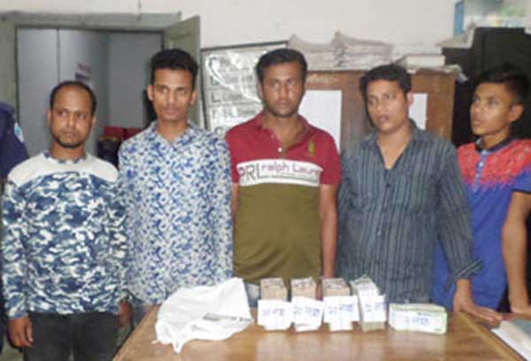 ইউপিডিএফ’র চাঁদার টাকা আটকে দিলো পুলিশ !
