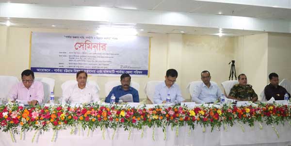 ভয় নিয়েই ফের ‘মৃত্যুকূপে’ বসবাস