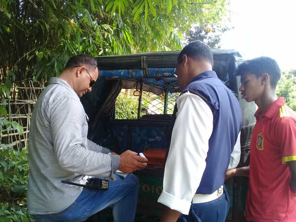 বাঙ্গালহালিয়ায় ৯টি মোটরযানের বিরুদ্ধে মামলা