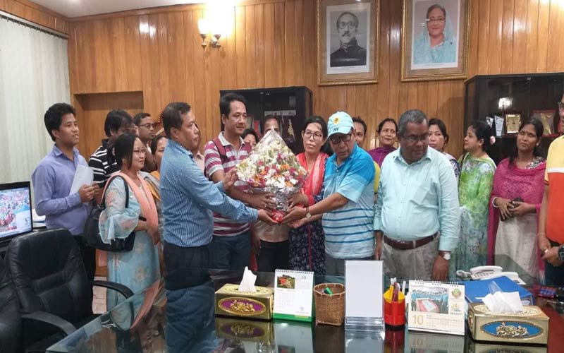 বৃষ কেতু’র সাথে সদর উপজেলা প্রাথমিক শিক্ষক সমিতির সাক্ষাত