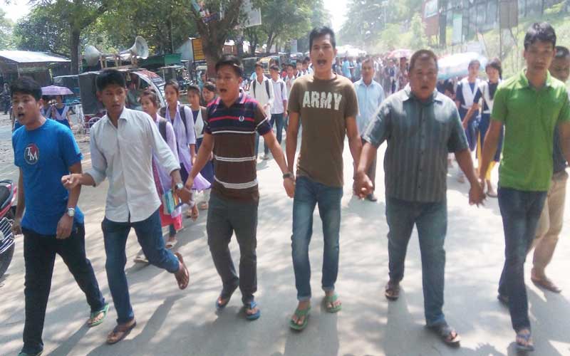 জেএসএসকর্মীর দাহক্রিয়া সম্পন্ন, প্রতিবাদে বিক্ষোভ সমাবেশ
