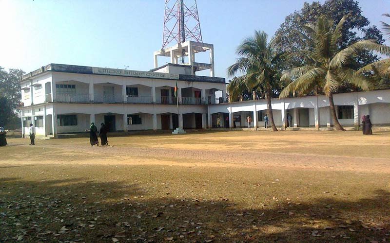‘রাবেতা মডেল কলেজ’ এখন শুধুই স্মৃতি…
