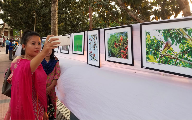 ‘সেভ দ্য বার্ডস অব হিল’ শীর্ষক ছবি প্রদর্শনী খাগড়াছড়িতে