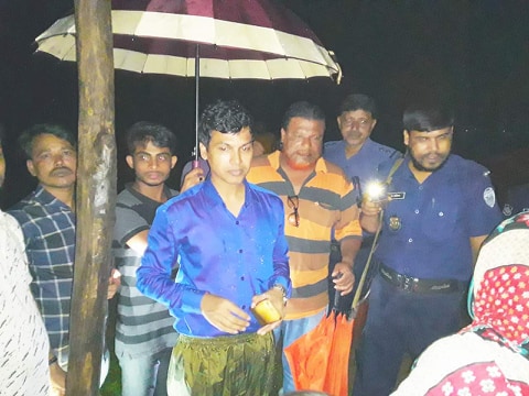রাতেও থেমে নেই প্রশাসন
