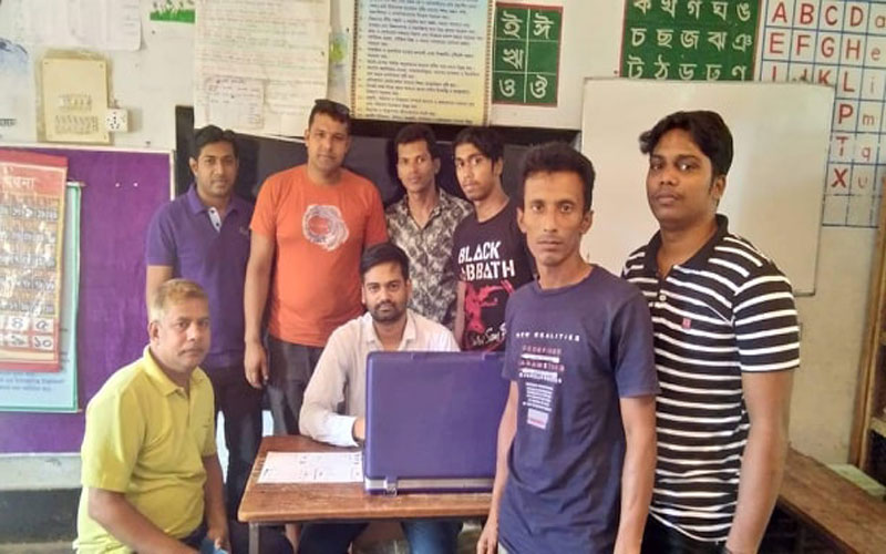 ড্রিমস ব্যান্ডের উদ্যোগে চক্ষু চিকিৎসা শিবির