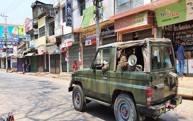বান্দরবানে চিকিৎসকরা পেলেন ১০৪০ পিপিই