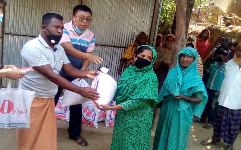 দীঘিনালায় ইউপিডিএফ-গনতান্ত্রিক’র ত্রান সহায়তা