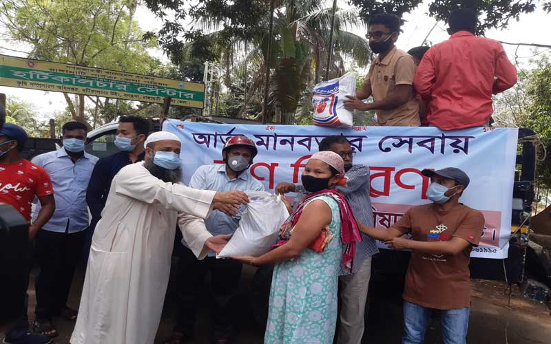 রাঙামাটিতে পার্বত্য চট্টগ্রাম নাগরিক পরিষদের ত্রাণ বিতরণ