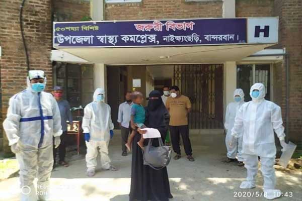 করোনা জয় করে সুস্থ শরীরে বাড়ি ফিরলেন ওরা দু’জন