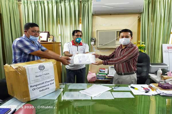রাঙামাটির জন্য শেখ ফাহিমের ২৫ পিপিই