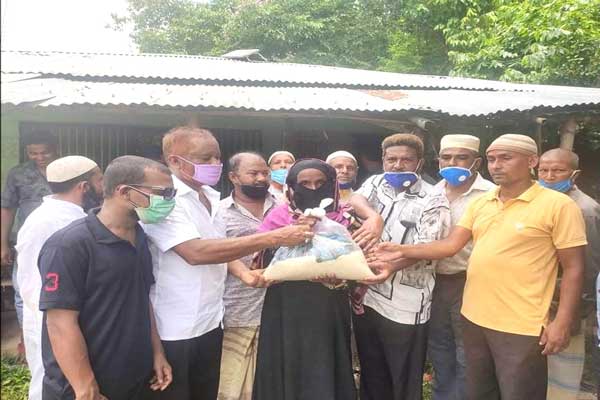 হতদরিদ্র পরিবারদের ত্রান সহায়তা দিল কাপ্তাই কৃষকদল