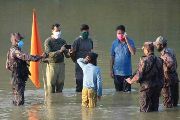 রামগড় সীমান্তে বিএসএফ’র পুশ-ইন চেষ্টা ব্যর্থ করে দিলো জনতা ও বিজিবি