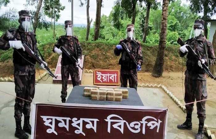নাইক্ষ্যংছড়িতে ৫০ হাজার পিচ ইয়াবা আটক