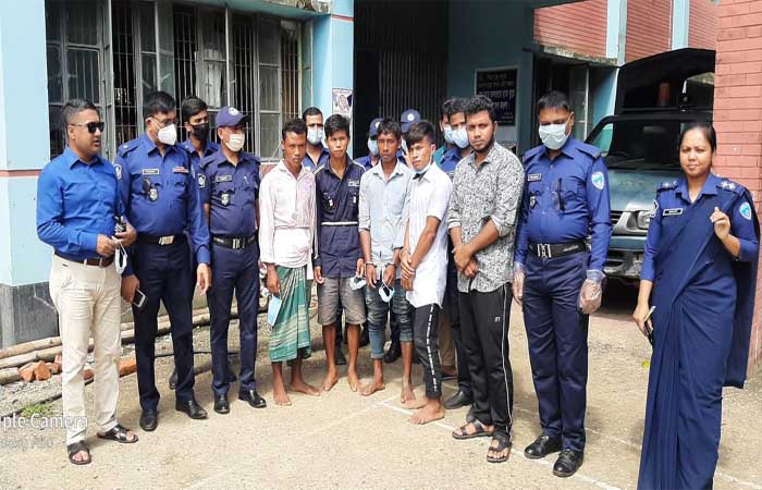 প্রেমের কারণেই খুন হয়েছিলেন পল্লী চিকিৎসক টিপু