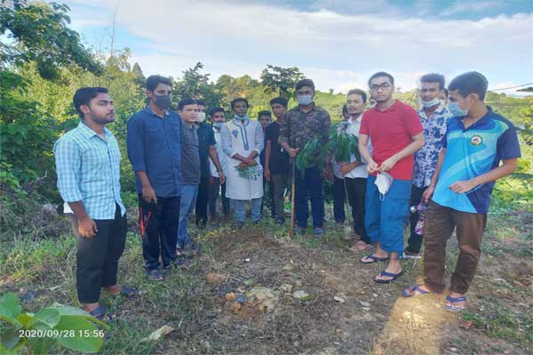 শেখ হাসিনার জন্মদিনে রাবিপ্রবিতে ছাত্রলীগের বৃক্ষরোপণ