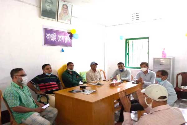 ‘পুলিশ জনগণের বন্ধু ছিল এবং থাকবে’