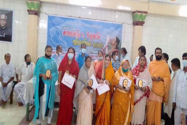 পূজা উদযাপন পরিষদের উলুধ্বনি ও শঙ্খধ্বনি প্রতিযোগিতা