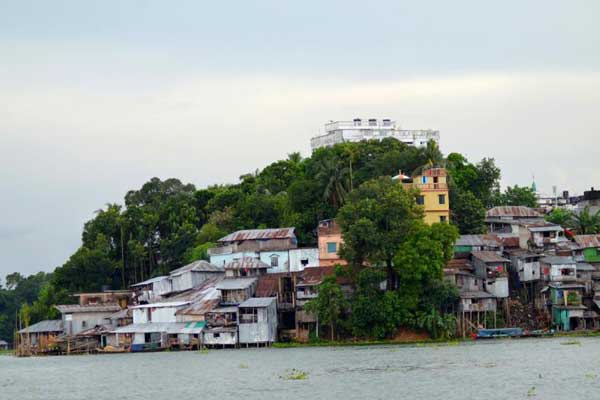 ভাঙ্গণের শঙ্কায় রাঙামাটি শহরের চেঙ্গীমুখ