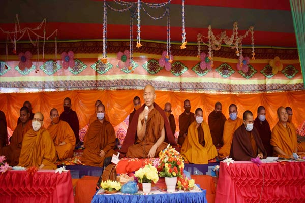 ‘সাধু.. সাধু.. সাধু…’ ধ্বনিতে মুখরিত যমচুগ ভাবনাকেন্দ্র