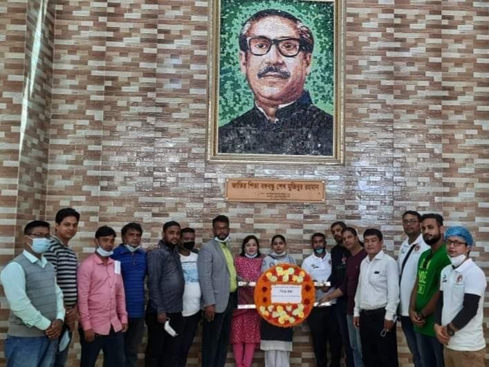 মুক্তিযোদ্ধা সন্তান কমান্ডের নবনির্বাচিত কমিটির শ্রদ্ধা নিবেদন