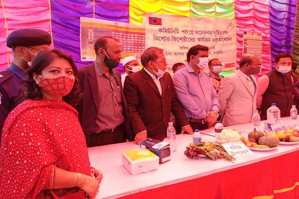 কমিউনিটি পর্যায়ে সচেতনতা সৃষ্টির লক্ষ্যে কিশোর-কিশোরীদের নিয়ে বৈঠক