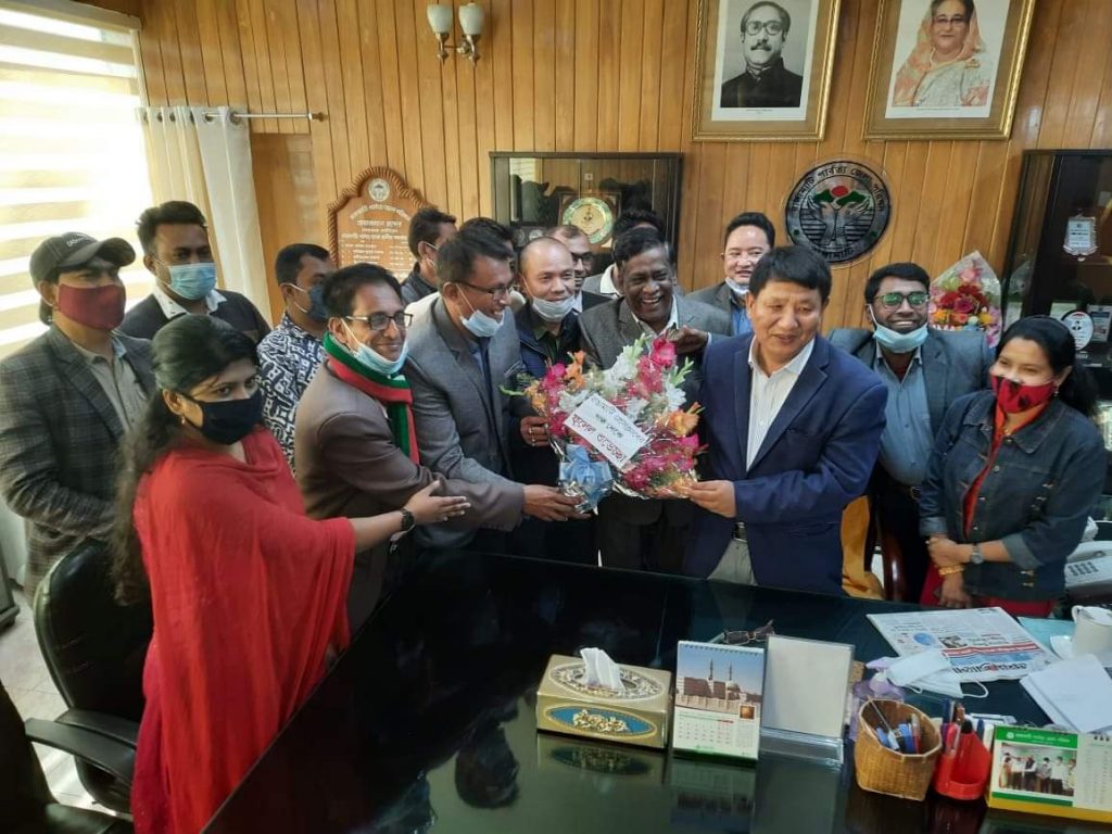 অংসুই প্রু’র সঙ্গে প্রেসক্লাব নেতাদের সাক্ষাৎ