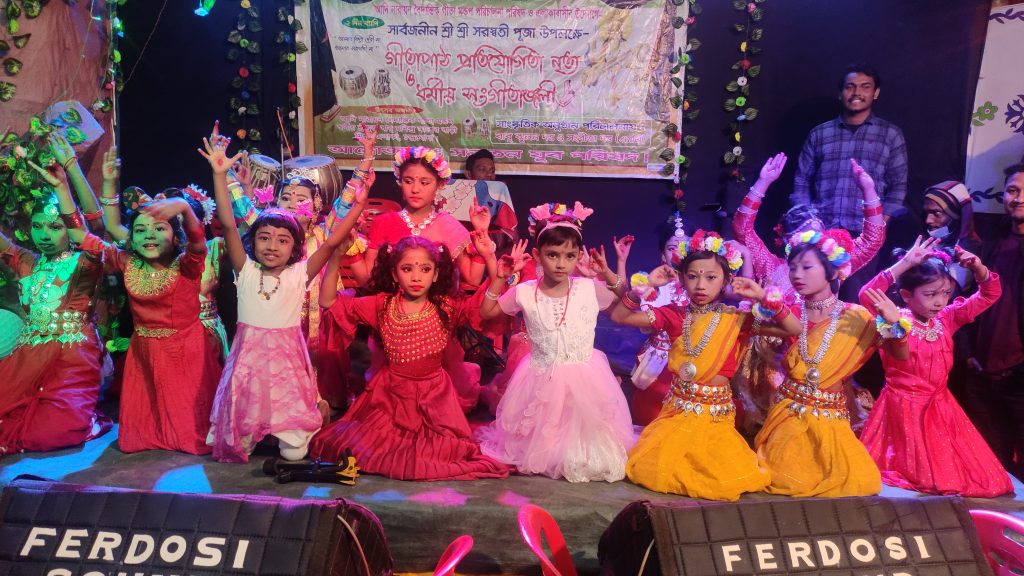 নানা আয়োজনে কাপ্তাইয়ে সরস্বতী পূজা উদযাপন