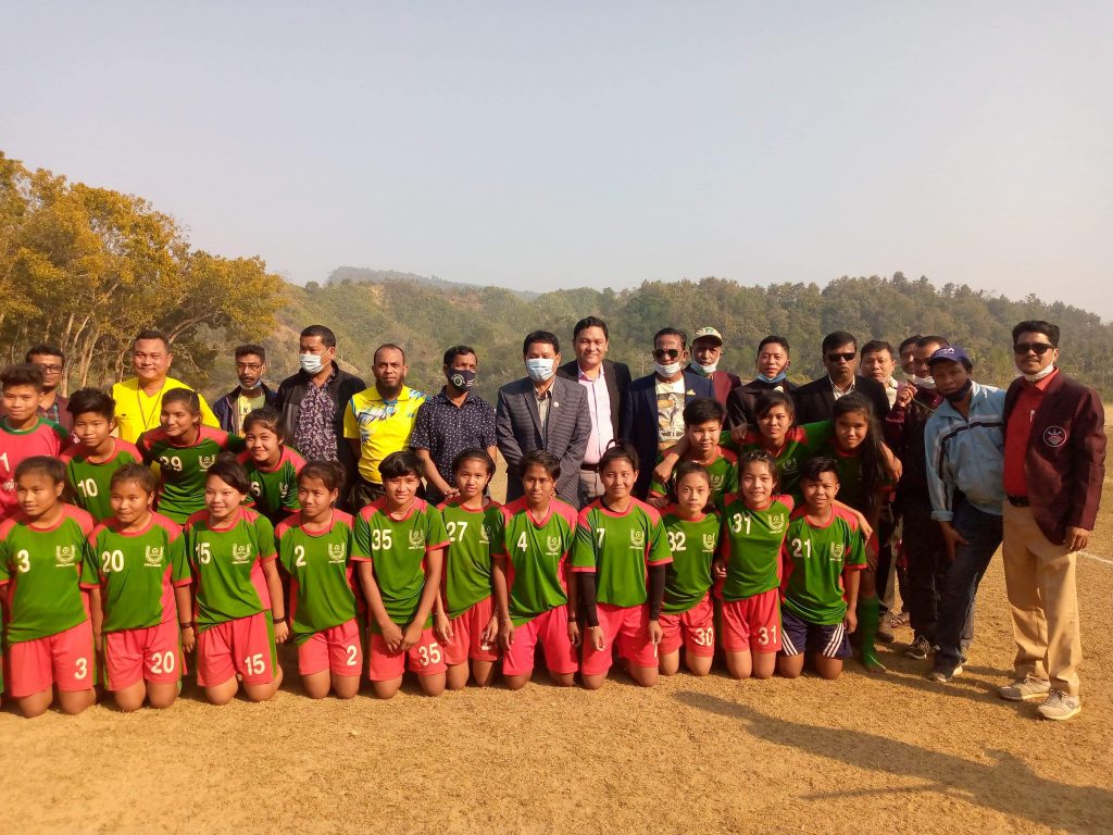 কাপ্তাইকে হারিয়ে জয়ী কাউখালী