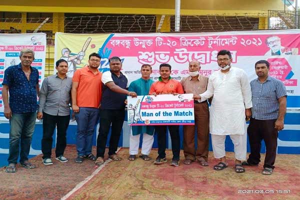 স্পোর্টস একাডেমিকে উড়িয়ে সেমিতে মুক্তিযোদ্ধা