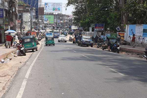 তীব্র গরমে হাঁসফাঁস রাঙামাটিবাসির