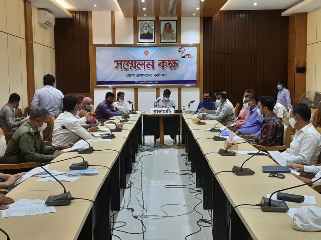 হ্রদ দখলের বিরুদ্ধে জিরো টলারেন্সের ঘোষণা ডিসি’র