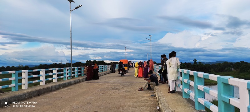 বিনোদনের কেন্দ্রস্থল ‘কাচালং সেতু’