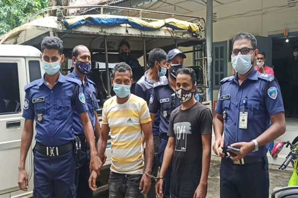 খাগড়াছড়িতে বাসে কিশোরীকে গণধর্ষণের অভিযোগে আটক ২