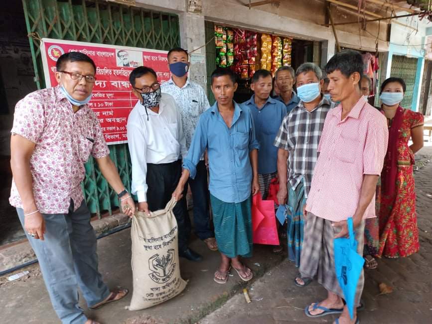 মুবাছড়িতে স্বল্পমূল্যে খাদ্য শস্য বিতরণ