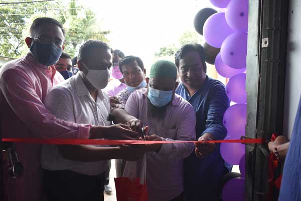 রাঙামাটি শহরে স্যামসাং প্লাজা ও রাঙামাটি ইলেকট্রনিক্সের শো-রুম উদ্বোধন