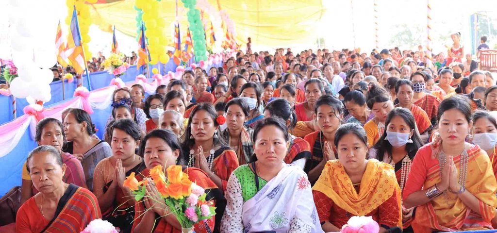 পরীচুগ বনবিহারে চীবর দানোৎসব