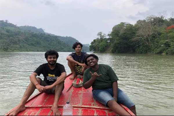 বন্ধুর বয়ানে সেই দু:সহ স্মৃতির বর্ণনা