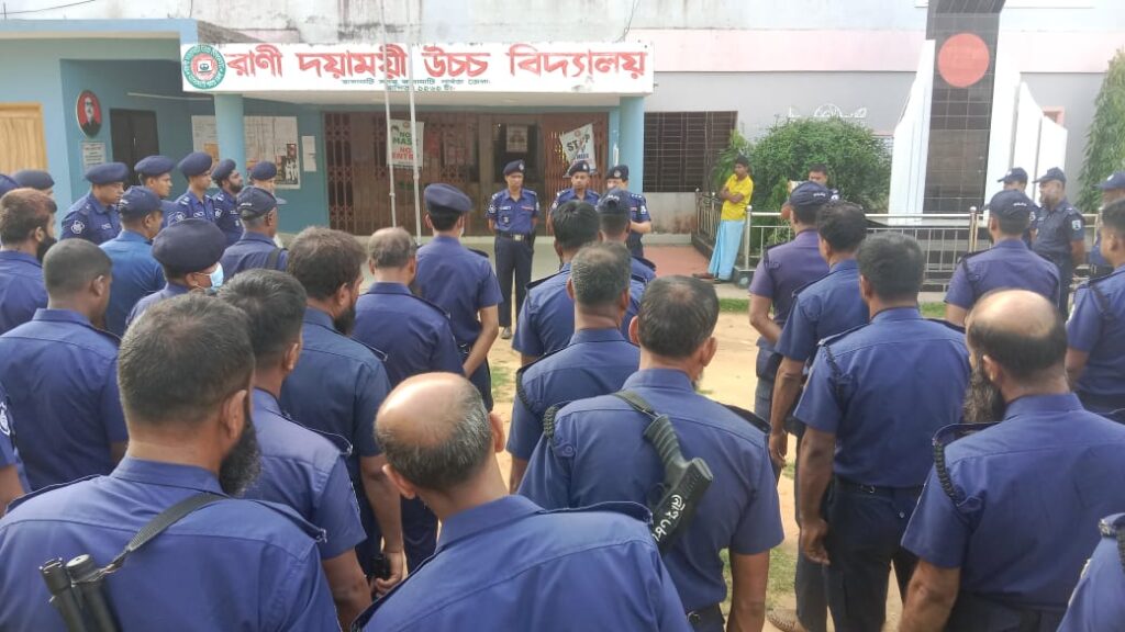 মাছ শিকার বন্ধকালীন নজরদারিতে অতিরিক্ত পুলিশ নিয়োগ