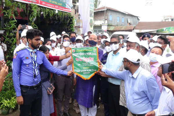 রাঙামাটিতে সপ্তাহব্যাপি বৃক্ষমেলার উদ্বোধন