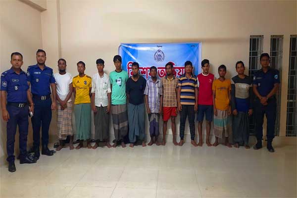 বান্দরবানে ১১ রোহিঙ্গা আটক