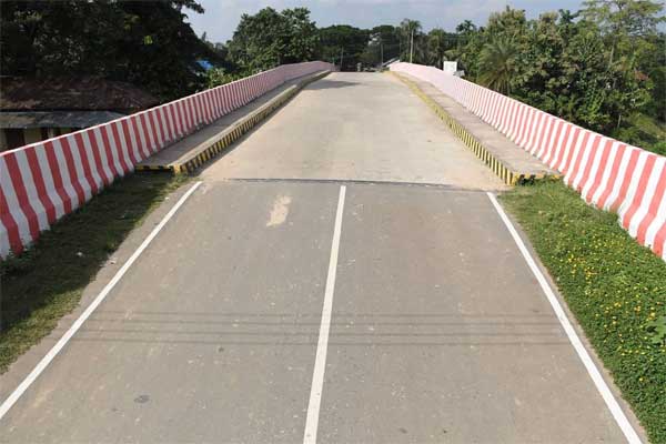 Khagrachhari awaits greater connectivity