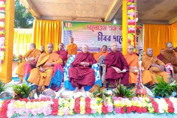 নালন্দা বিহারে কঠিন চীবর দানোৎসব সম্পন্ন