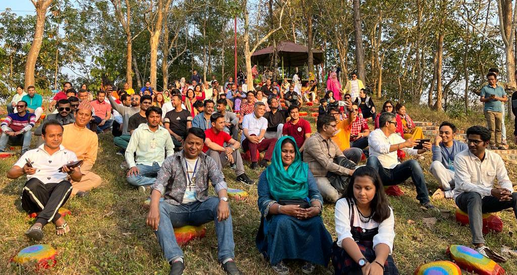 লামায় মিডিয়া কর্মীদের মিলনমেলা